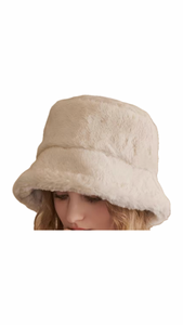 Fuzzy Bucket Hat (Beige)