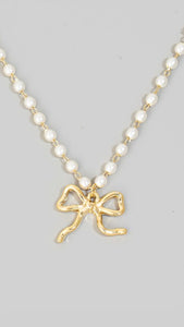 Pearl Chain Bow Necklace